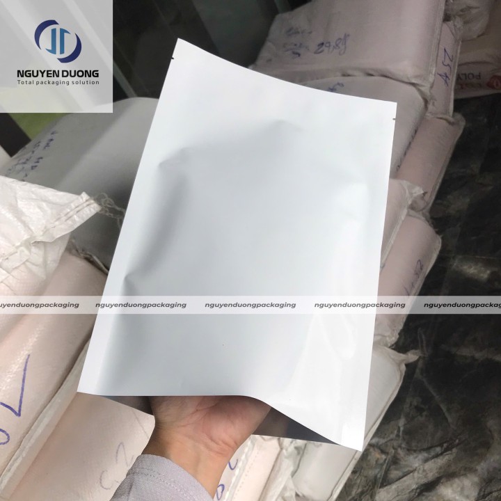 Túi ba biên màu trắng sữa