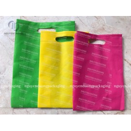 Túi vải đột quai xếp hông