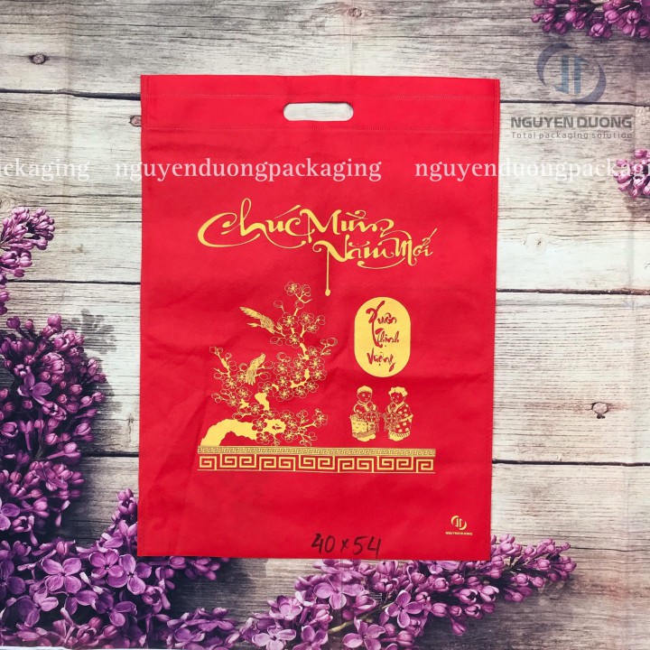 Túi vải không dệt đựng Lịch in Chúc Mừng Năm Mới dạng Phẳng đột lỗ/quai rời